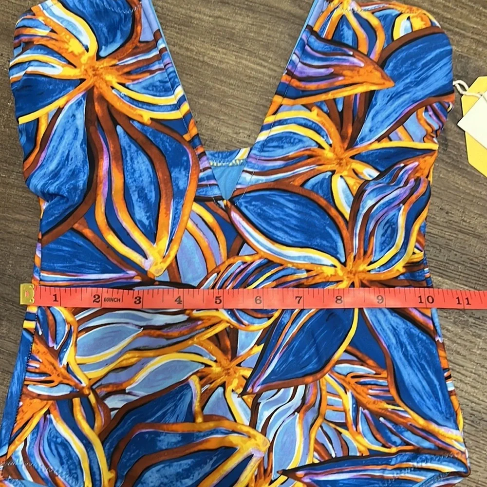NWT Target Fe Noel Whole Piece Swim